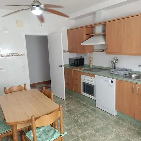 Amplio Con Terraza Apartmán *